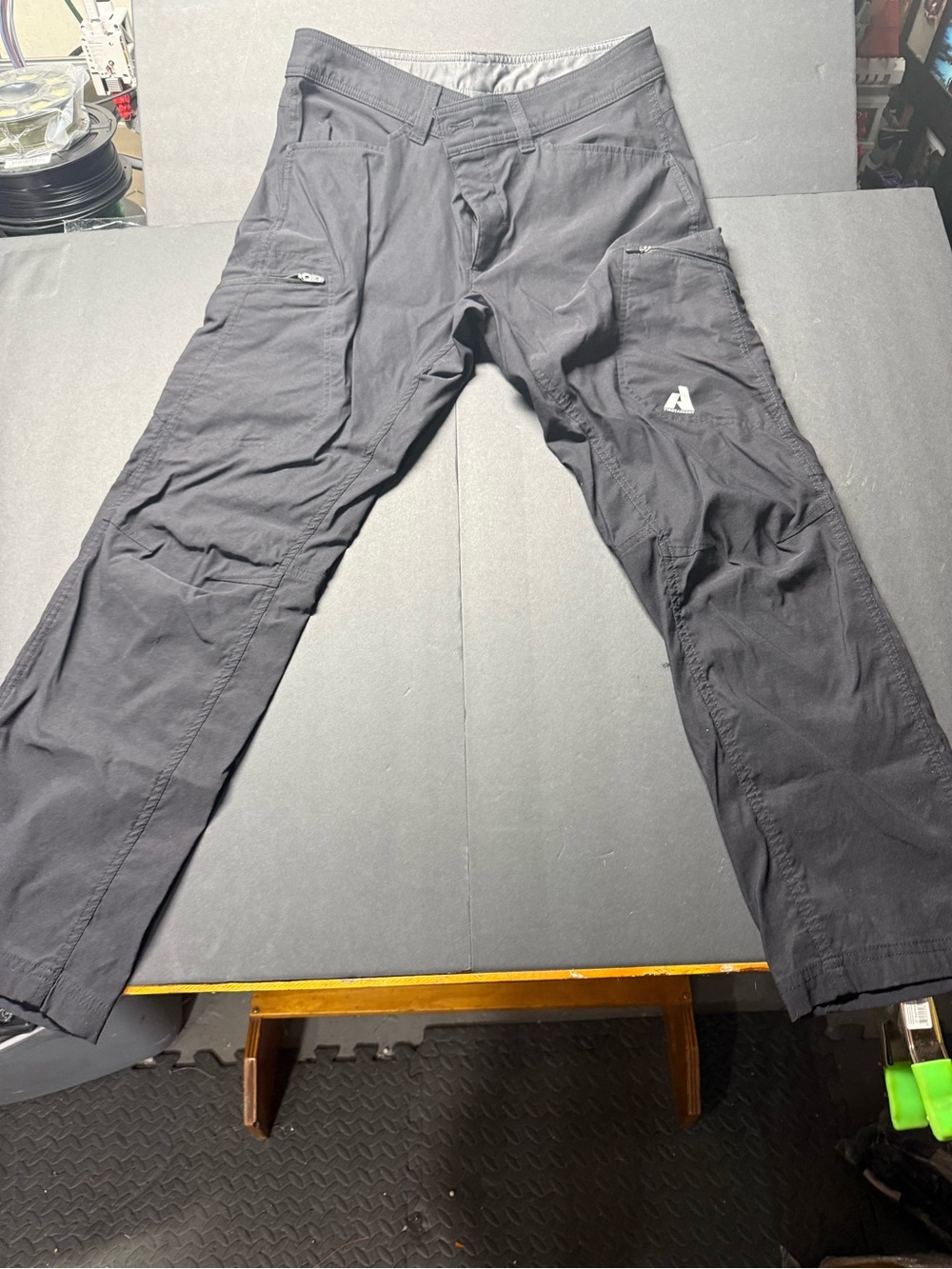 Eddie Bauer Black Cargo Pants with Zip Pockets
